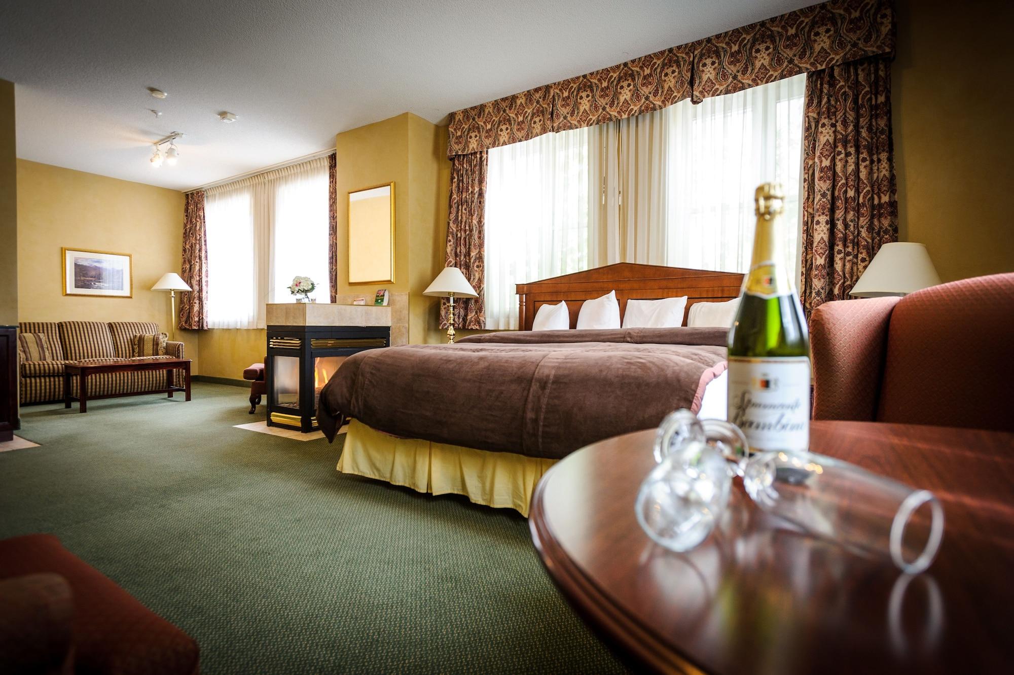 Hotel & 3*