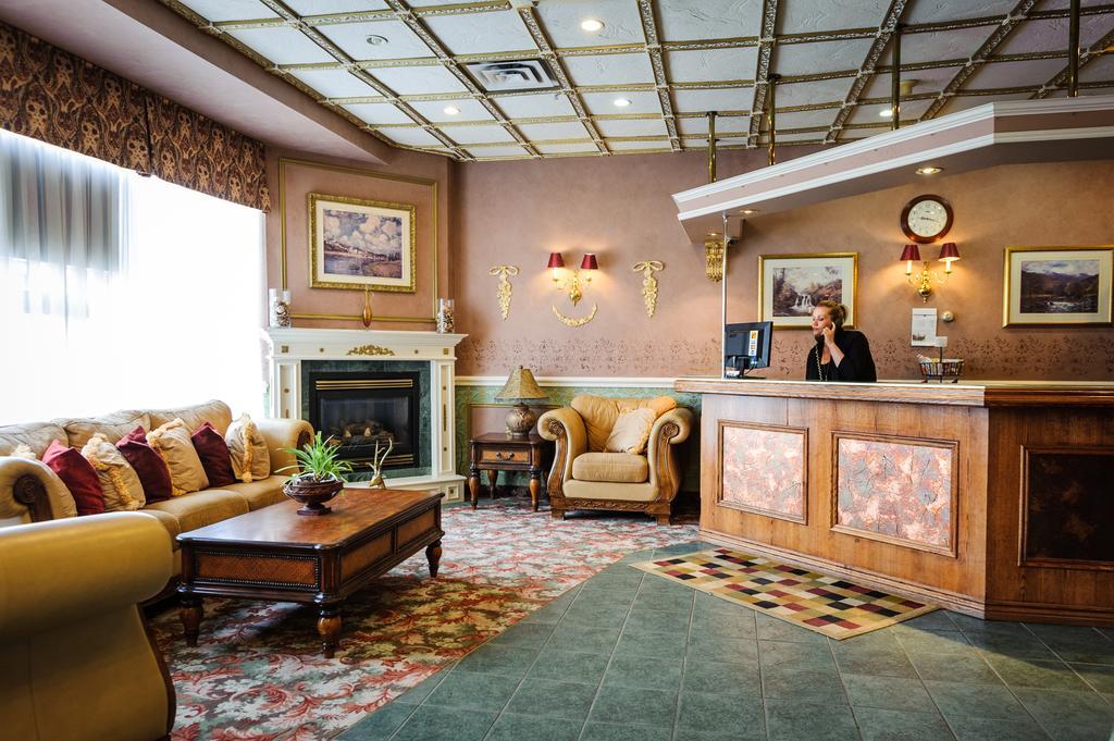 & Hotel Peterborough